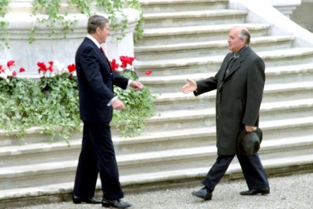 President Ronald Reagan at the arrival of General Secretary Mikhail Gorbachev of the USSR for first meeting at Fleur d'Eau photo