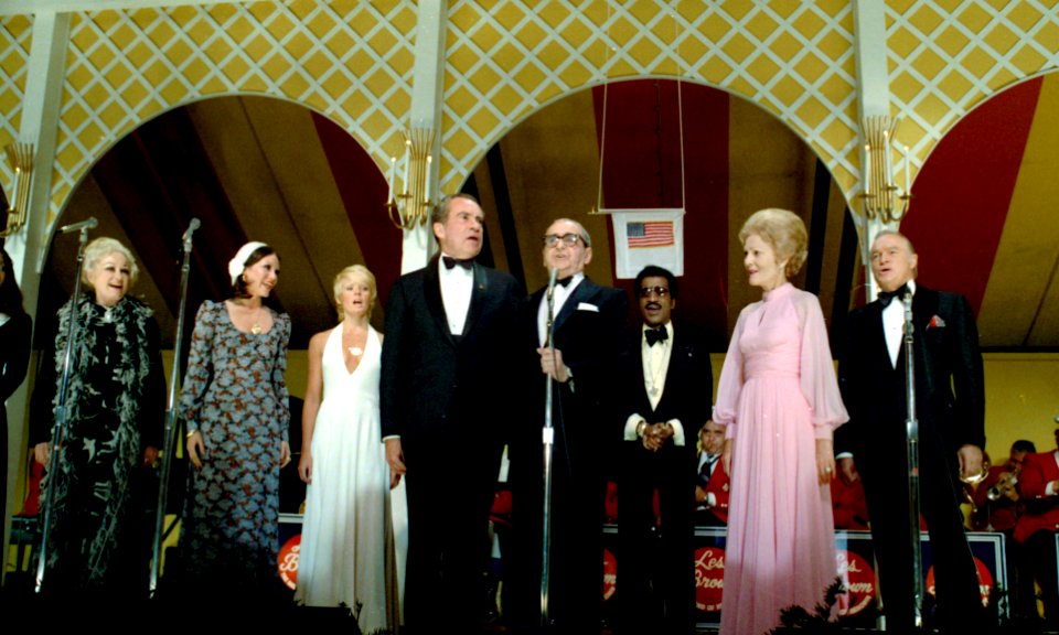 President Richard Nixon Sings God Bless America with Composer Irving Berlin during the Vietnam POW Dinner at the White House