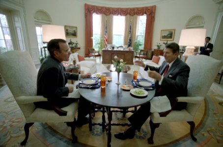 President Ronald Reagan eating lunch with George H. W. Bush in the Oval Office photo