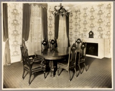 Pres. Theodore Roosevelt house, New York, dining room. LCCN2013645487