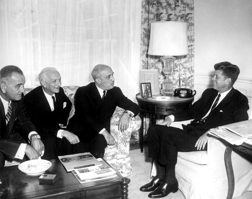 President John F. Kennedy Meets with Prime Minister of Italy, Amintore Fanfani (02)