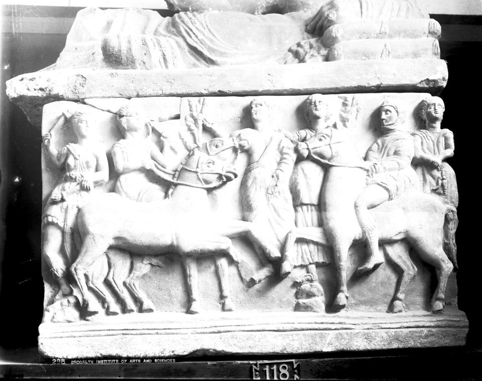 S03 06 01 001 image 644