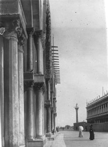 S03 06 01 004 image 1795