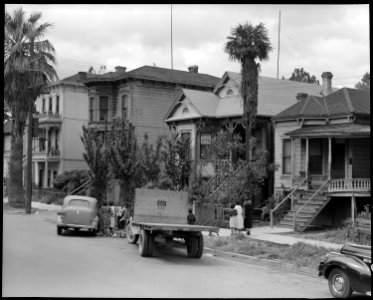 Sacramento, California. Typical homes of residents of Japanese ancestry. Evacuation to assembly ce . . . - NARA - 537879 photo