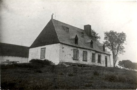 Saint-Laurent-de-l Ile-d Orleans - maison de Julien Gendreau, vers 1920 photo