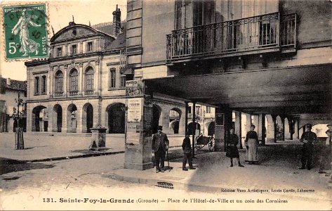 Sainte-Foy-la-Grande - Place de la Mairie 1