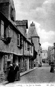 Rue de Paradis à Laval