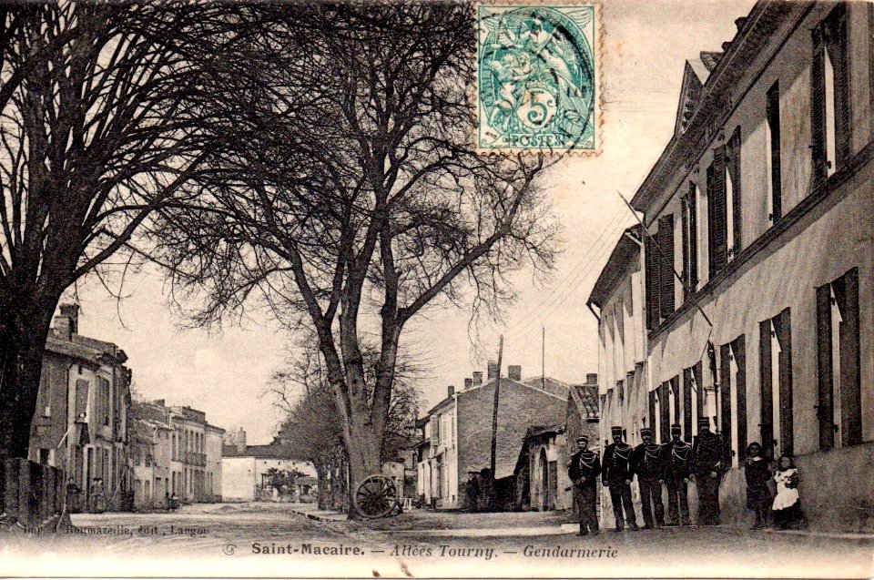 Saint-Macaire - allées de Tourny 2