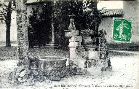 Saint-Symphorien - La Croix 2