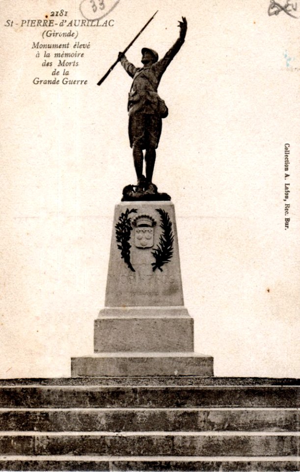 Saint-Pierre-d'Aurillac - Monument aux morts 2