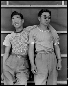 Sacramento, California. College students of Japanese ancestry who have been evacuated from Sacramen . . . - NARA - 537785