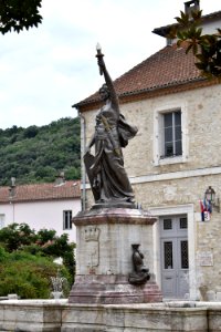 Saint-Pons-de-Thomières - Fontaine de la République 02