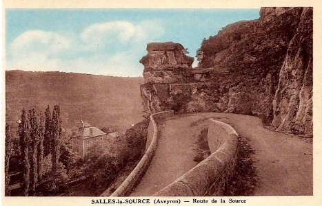 Salles-La-Source - route de la source