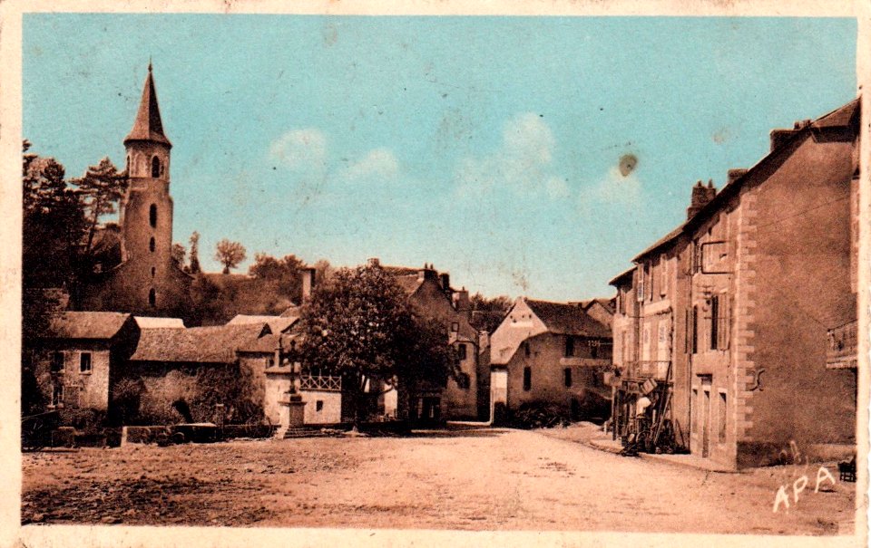 Salmiech - Place centrale 2b