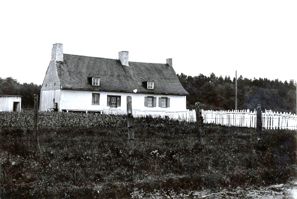 Sainte-Famille-de-l Ile-d Orleans - maison Blouin, vers 1920