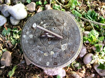 Sundial garden time