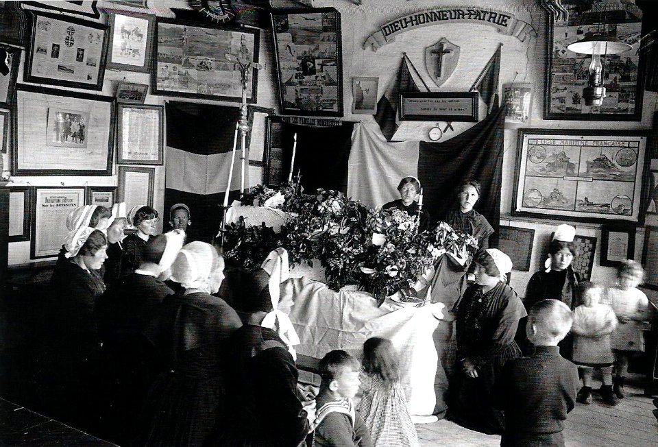 Sainte -Marine Prière funèbre vers 1920 Abri du marin Thézac