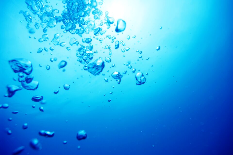 Oxygen ocean blue