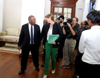 Samantha Power meets Maithripala Sirisena 2 photo
