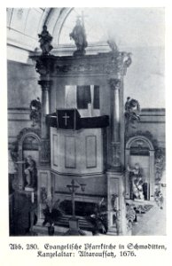 Schmoditten, Evangelische Pfarrkirche, Kanzelaltar, Altaraufsatz, 1676, Bildhauer Joh. Pfeffer (zugeschrieben)