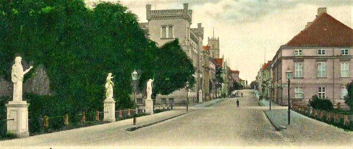 Schloßstraße Ecke Promenade Neustrelitz am Schloss 1903