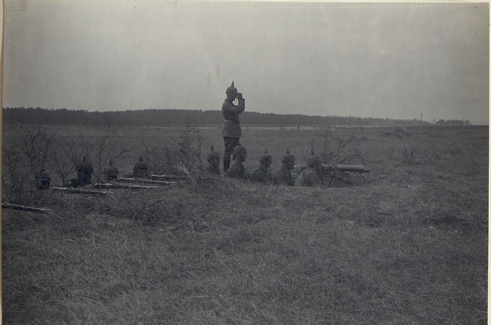 Scharfschiessübungen der 92. Div. Wl.Wolinsky. (BildID 15692049)