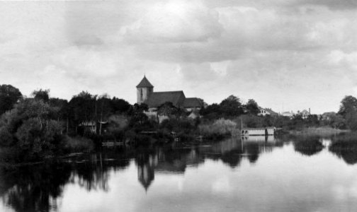 Schwentine und Preetz mit Stadtkirche (Kiel 50.726) photo