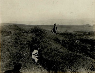 Schützengraben bei Zwinin