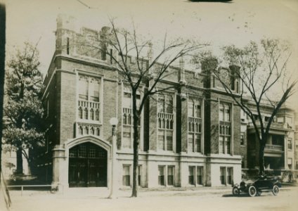 School building, Chicago, early 20th century (NBY 967)