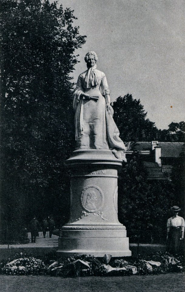 Schwerin Denkmal Alexandrine (2)