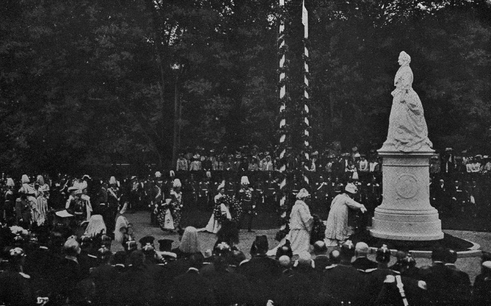 Schwerin Denkmal Alexandrine Enthüllung 1907