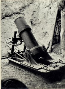 Schwere Minenwerfer, möglicherweise nahe eines Schiessstandes bei Kowel (BildID 15684605)