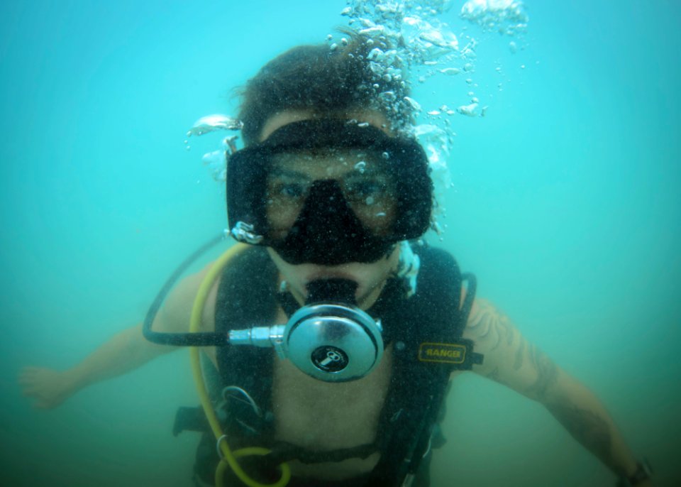 Scuba Supervisor Course April 2015 150429-N-QA919-560