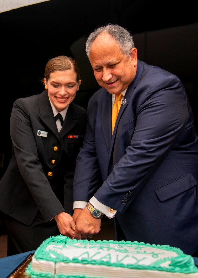 SECNAV Celebrates Navy's 246th Birthday 211013-N-OL781-1123