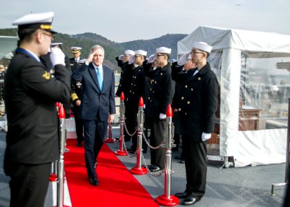 SECNAV is honored by the Korean Navy. (8498337976)