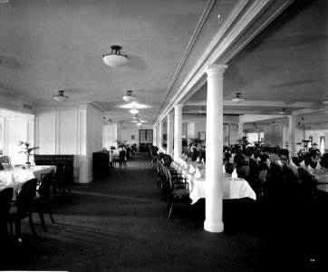 Second Class Dining Saloon on the 'Aquitania' (1914) RMG G10841