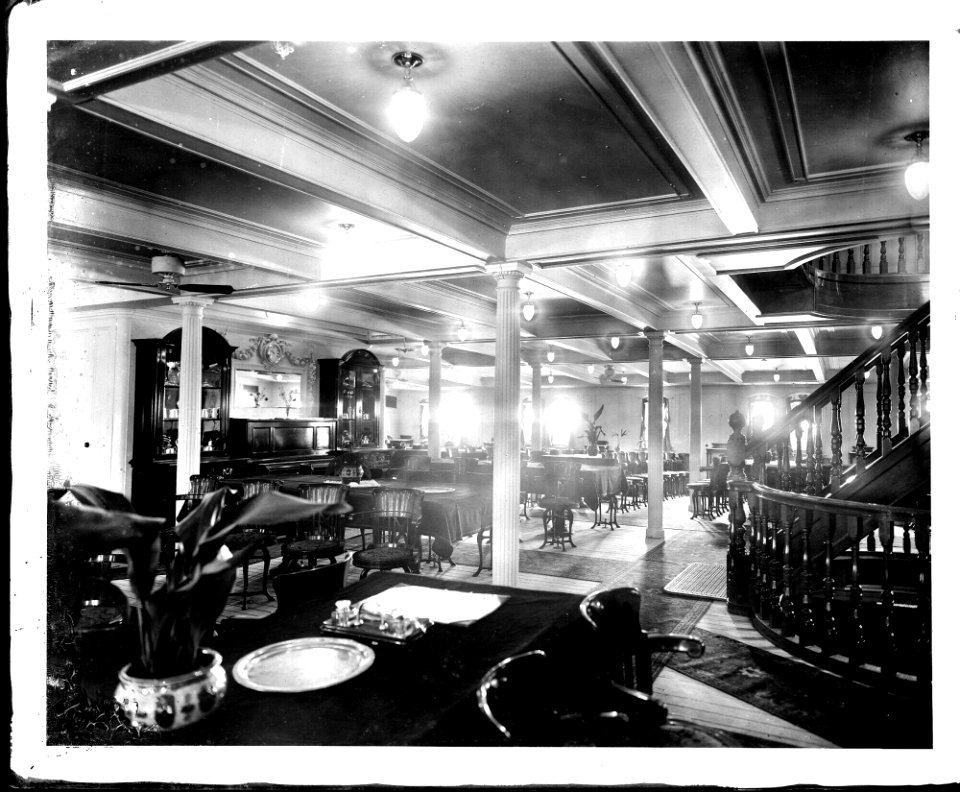 Second Class Dining Saloon on the 'Niagara' (1913) RMG G11003