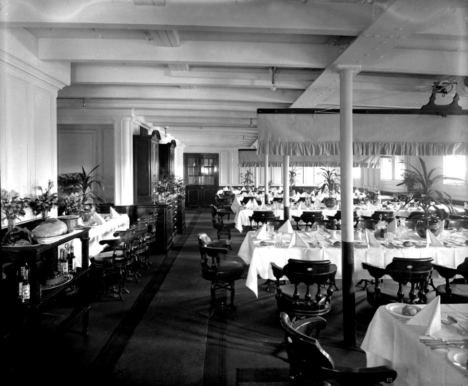 Second Class Dining Saloon on the 'Orama' (1911) RMG G10669