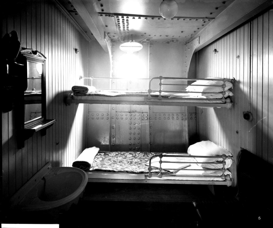 Second Class stateroom on the 'Highland Piper' (1911) RMG G10678