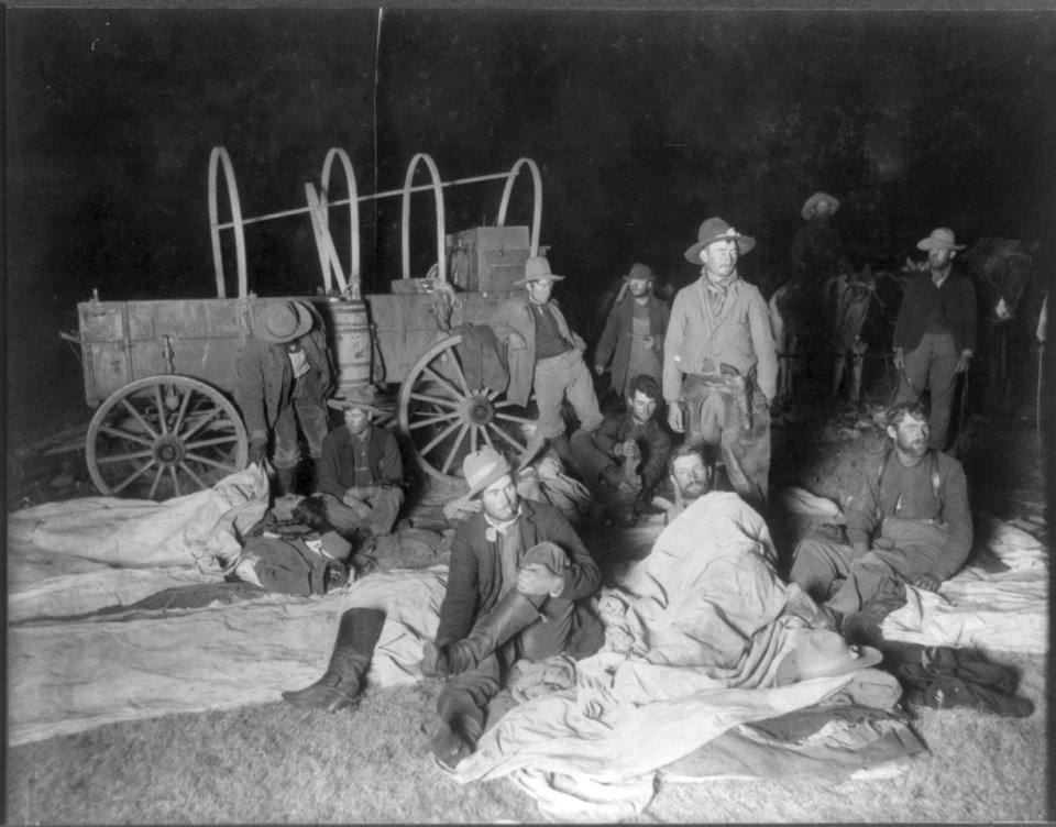 Second Guard (cowboys waking up at night to change guard) LCCN2016651903