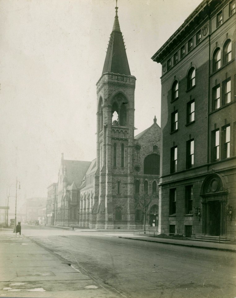 Second Presbyterian Church of Chicago, Chicago, early 20th century (NBY 800)