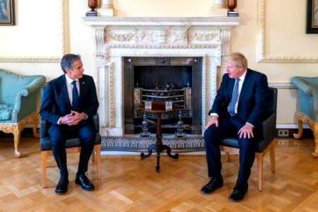 Secretary Blinken Meets with UK Prime Minister Johnson (51159396154) photo