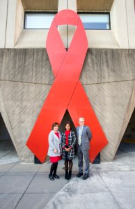 Secretary Carson and HOPWA with Word Aids Day Ribbon (38765714161)