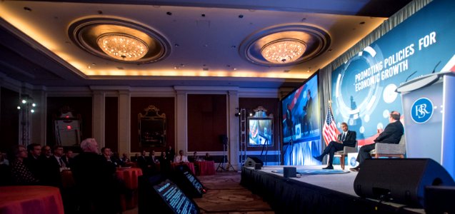 Secretary Carson at Financial Services Roundtable Fall Conference (36410224554)