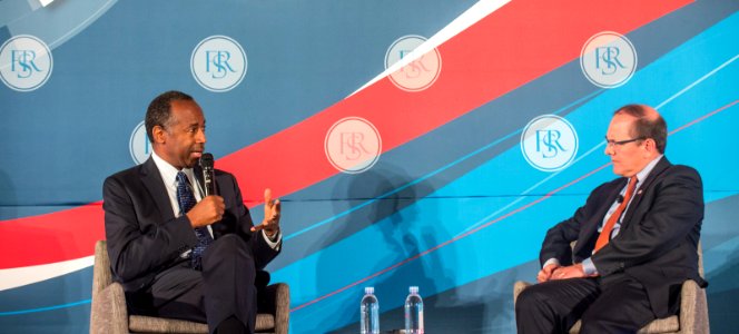 Secretary Carson at Financial Services Roundtable Fall Conference (36410223104)