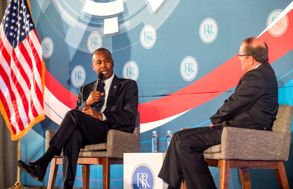 Secretary Carson at Financial Services Roundtable Fall Conference (37057551076)