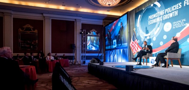 Secretary Carson at Financial Services Roundtable Fall Conference (37105249091)