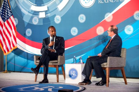 Secretary Carson at Financial Services Roundtable Fall Conference (37105251111)