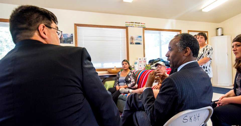 Secretary Carson meet and tour with United Native American Housing Association (36579210792)