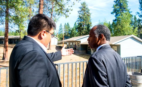 Secretary Carson meet and tour with United Native American Housing Association (36579210432)